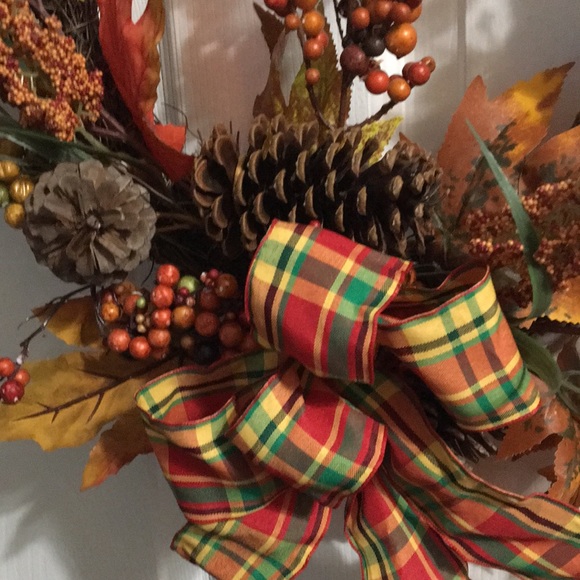 Fall wreath - gently used - Picture 6 of 6